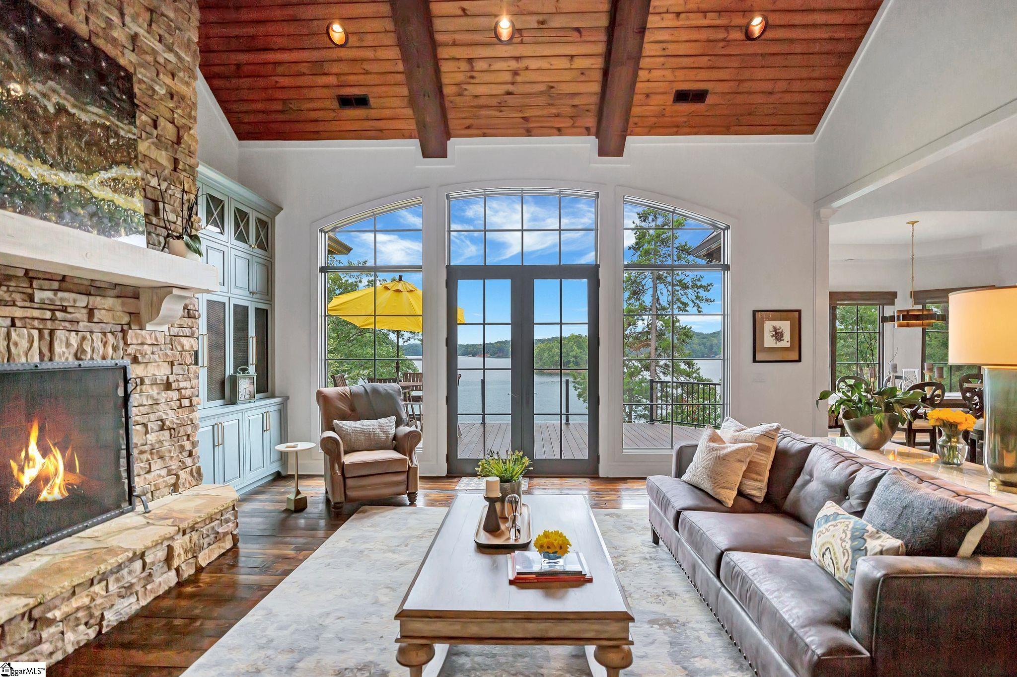 421 West Fort George Way Sunset, SC 29685 - Photo 4 of 36