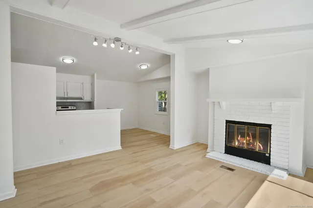 $3,900 | 9 Crescent Park Road, Westport, CT 06880