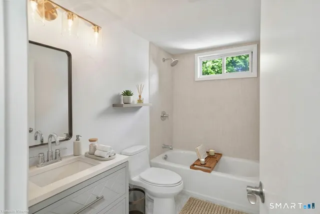 $3,900 | 9 Crescent Park Road, Westport, CT 06880