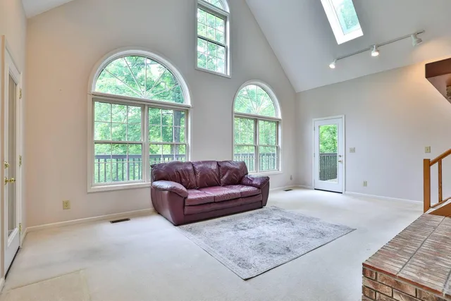 $415,000 | 1412 Aqua Vista Drive, Lawrenceburg, IN 47025