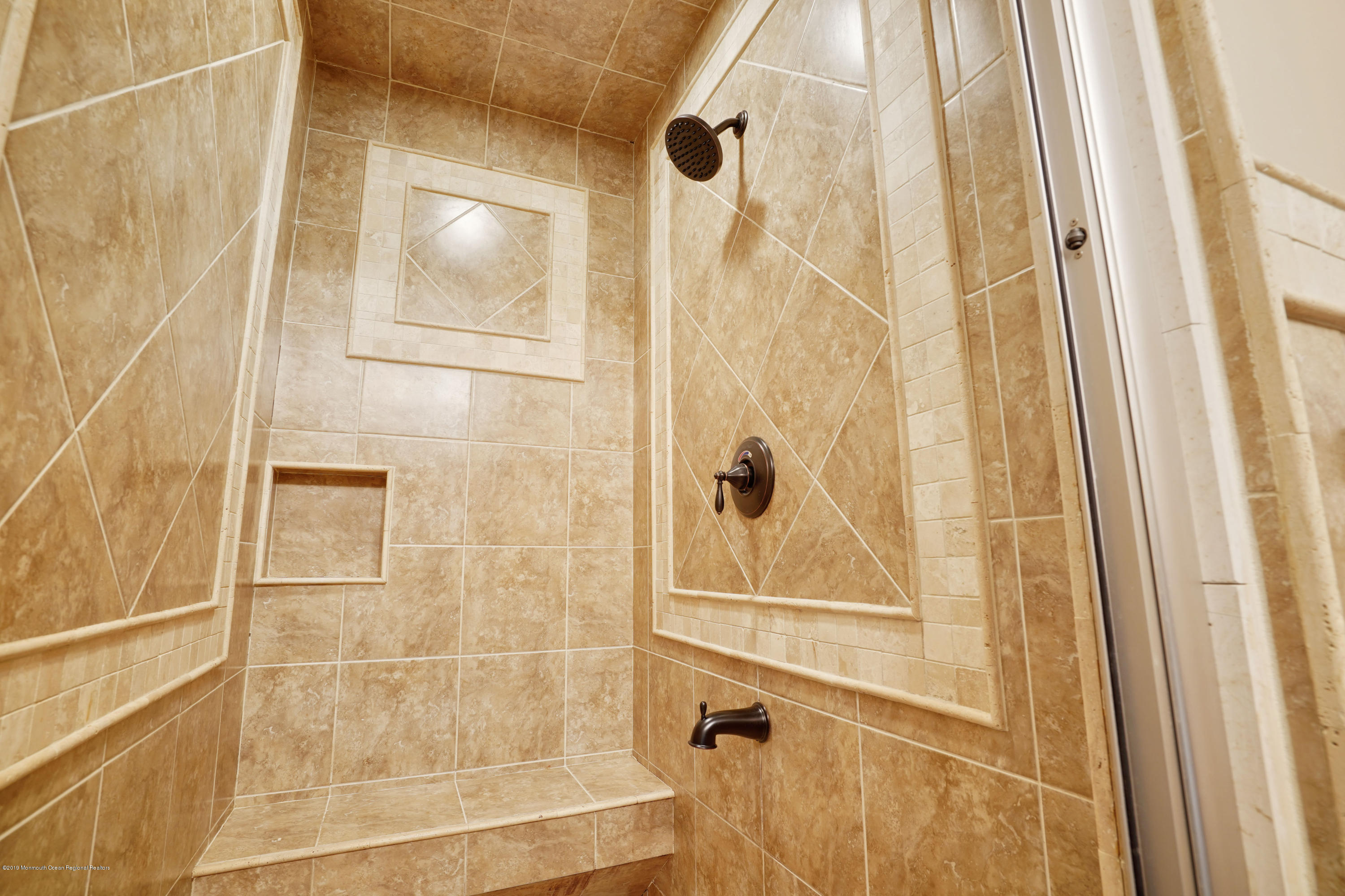 31 Peachstone Road Howell, NJ 07731 - Photo 11 of 40 011_mjb00096-mjb00100