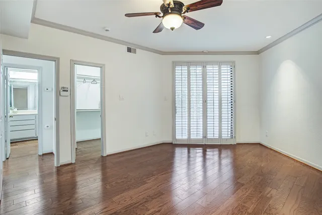 $220,000 | 5220 Weslayan Street, Unit 310, Houston, TX 77005