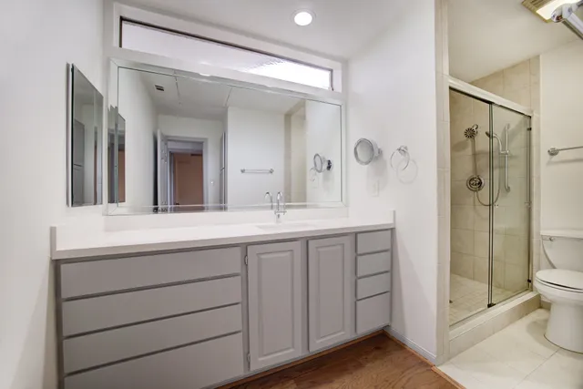 $220,000 | 5220 Weslayan Street, Unit 310, Houston, TX 77005