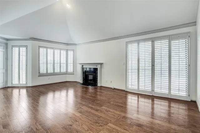 $220,000 | 5220 Weslayan Street, Unit 310, Houston, TX 77005