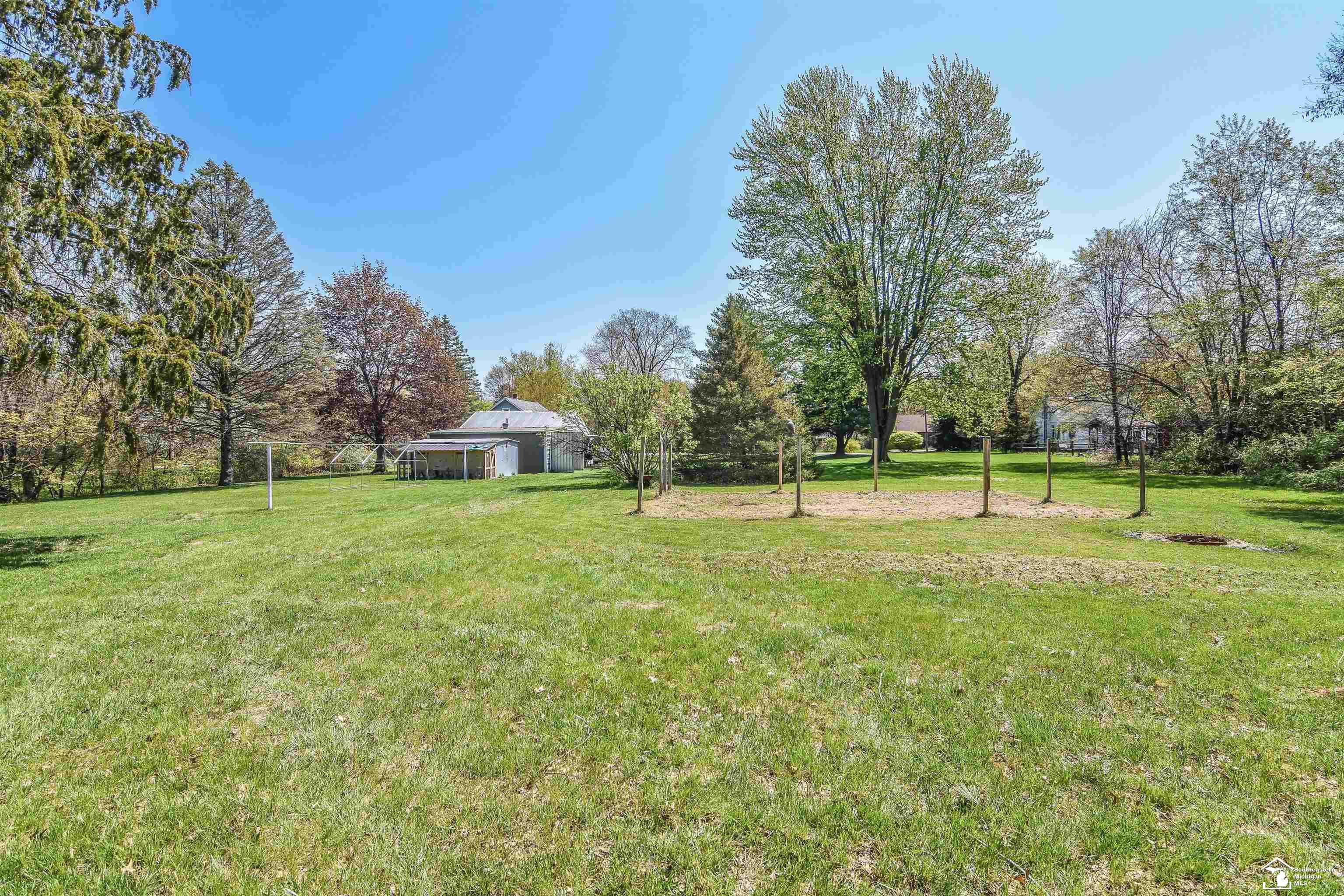 7953 Jackman Road Temperance, MI 48182 - Photo 27 of 55 50107961-26.JPG