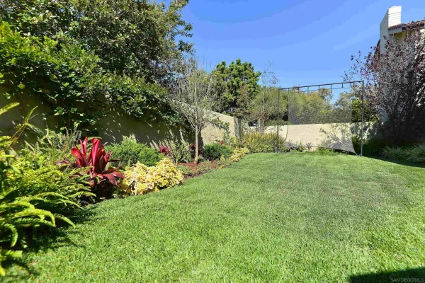 $9,500 | 8358 Caminito Helecho, La Jolla, CA 92037
