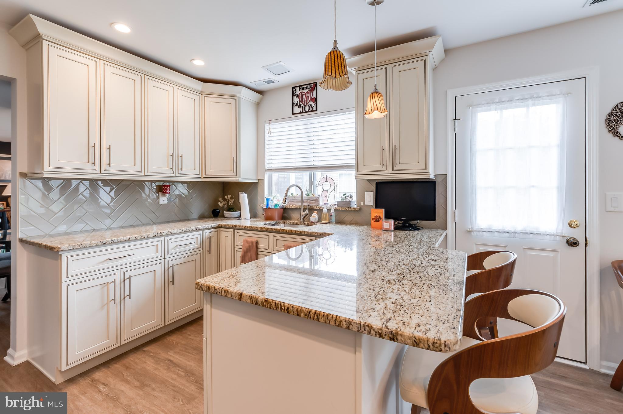 29 Stratford Road Southampton, NJ 08088 - Photo 7 of 35 Gorgeous Kitchen