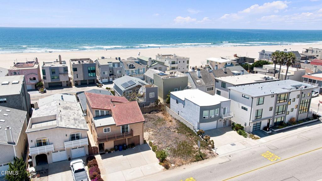 4049 Sunset Lane Oxnard, CA 93035 - Photo 5 of 14 4-web-or-mls-DJI_20260714124813_0299_D