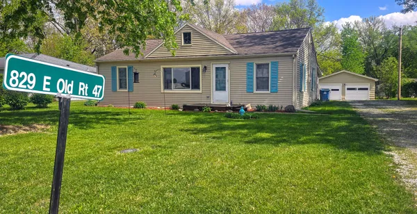 $249,900 | 829 East Old Rte 47, Monticello, IL 61856