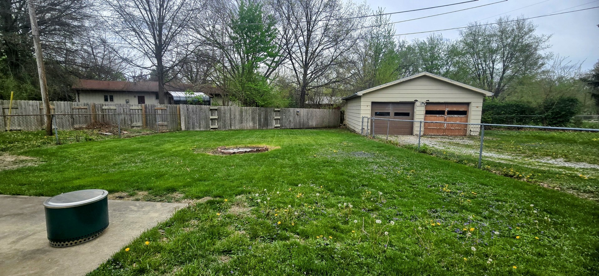 829 East Old Rte 47 Monticello, IL 61856 - Photo 13 of 14