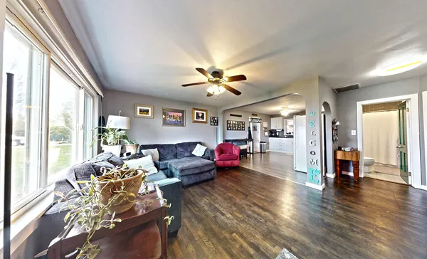 $249,900 | 829 East Old Rte 47, Monticello, IL 61856