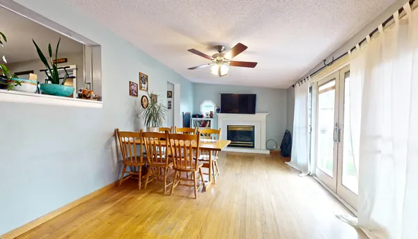 $249,900 | 829 East Old Rte 47, Monticello, IL 61856