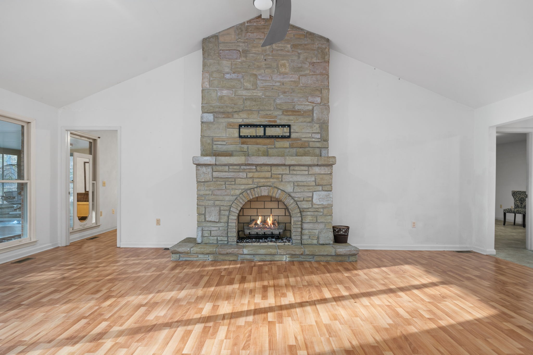 3123 Sweethome Road Chapmansboro, TN 37035 - Photo 10 of 52 Gallery Image 10