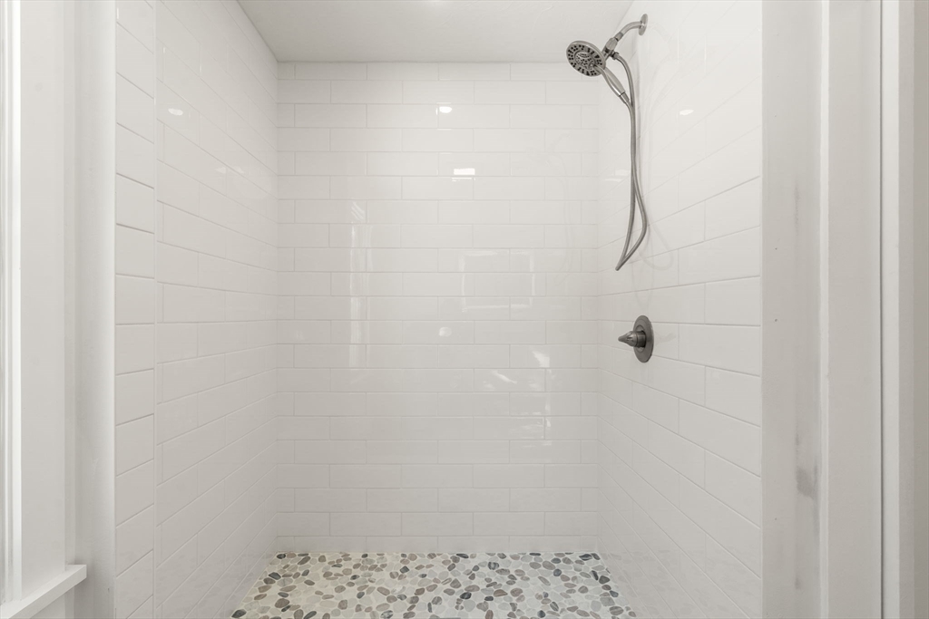 925 Washington Street Franklin, MA 02038 - Photo 18 of 29