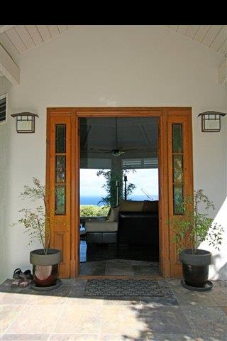 111 Door Of Faith Road Haiku, HI 96708 - Photo 18 of 23 a living room with furniture and a potted plant