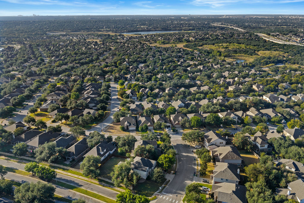 102 Country View Way Cedar Park, TX 78613 - Photo 37 of 38