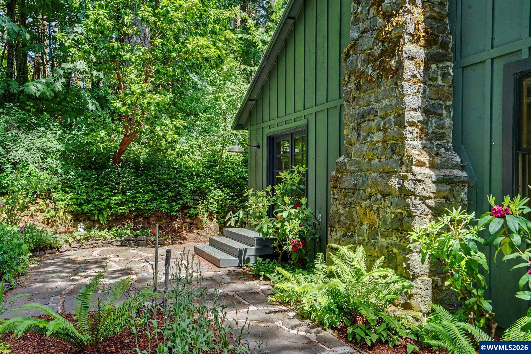 6582 Liberty Road South Salem, OR 97306 - Photo 14 of 50 Gallery Image 14
