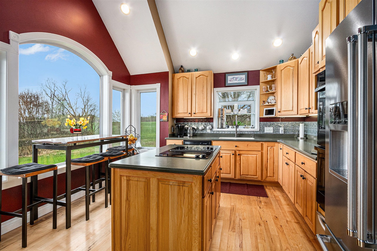 1908 Kaiser Road Galien, MI 49113 - Photo 8 of 37