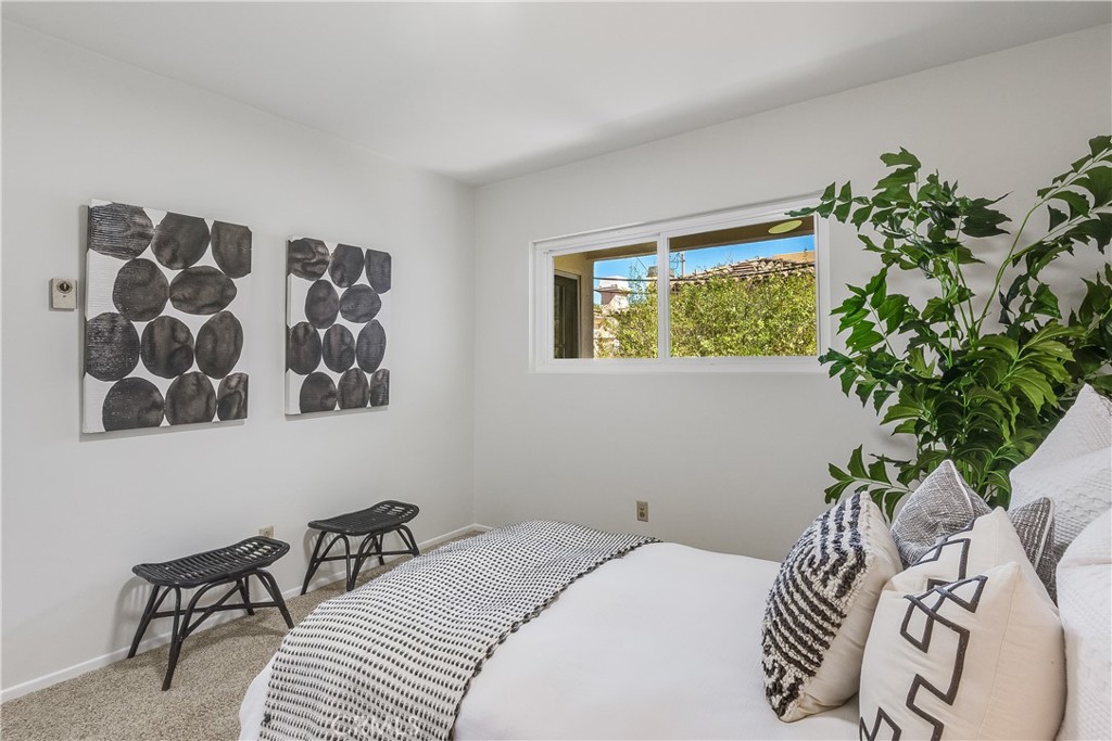 214 Angelo Walk Long Beach, CA 90803 - Photo 23 of 36 Upstairs bedroom #2