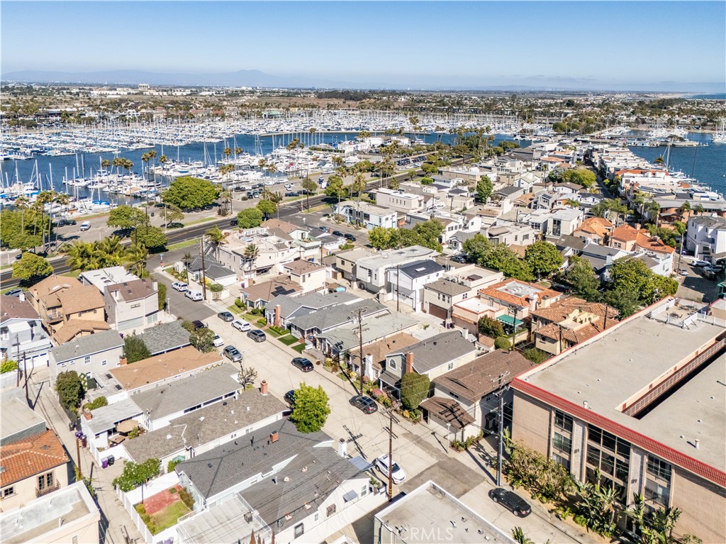 214 Angelo Walk Long Beach, CA 90803 - Photo 33 of 36