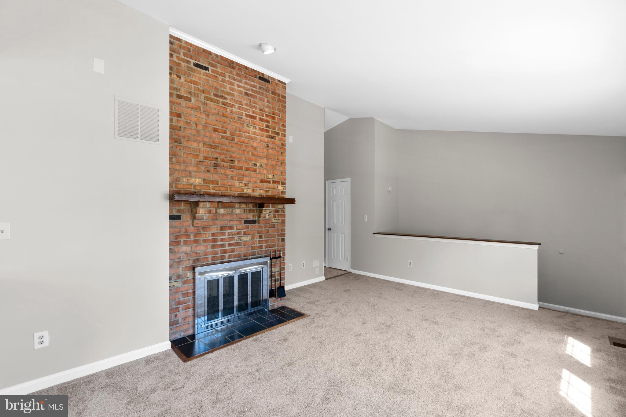 11290 Old Hopkins Road Clarksville, MD 21029 - Photo 13 of 54 Family Room