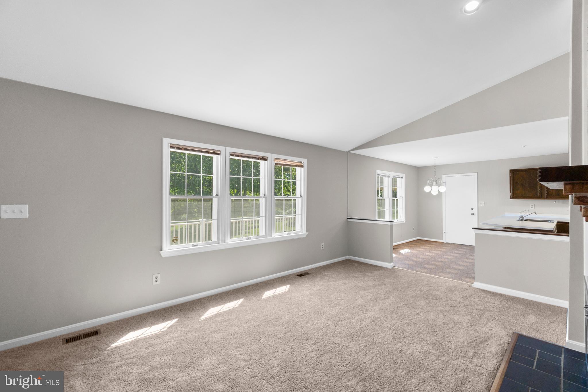 11290 Old Hopkins Road Clarksville, MD 21029 - Photo 14 of 54 Family Room