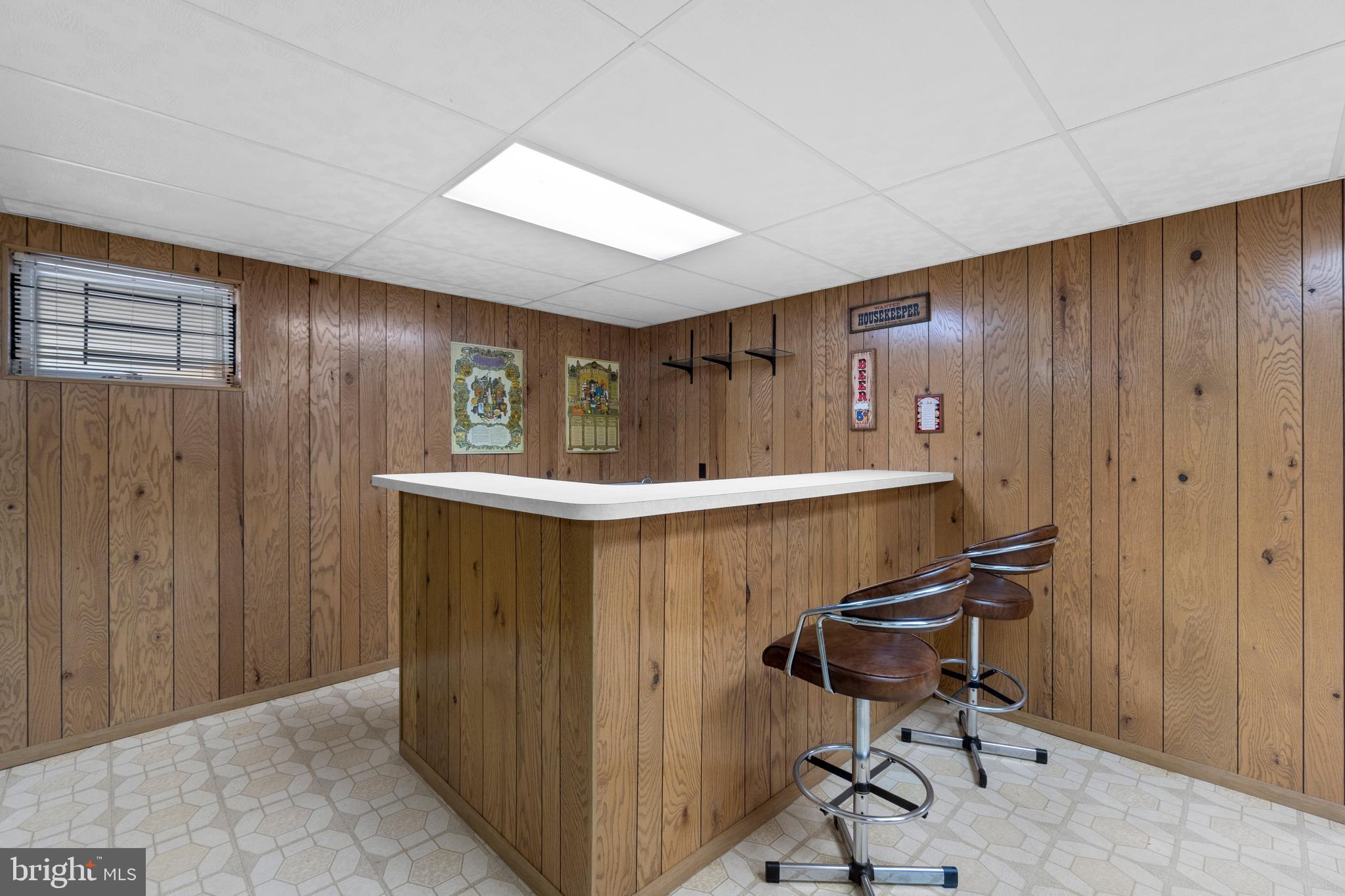11290 Old Hopkins Road Clarksville, MD 21029 - Photo 40 of 54 Bar