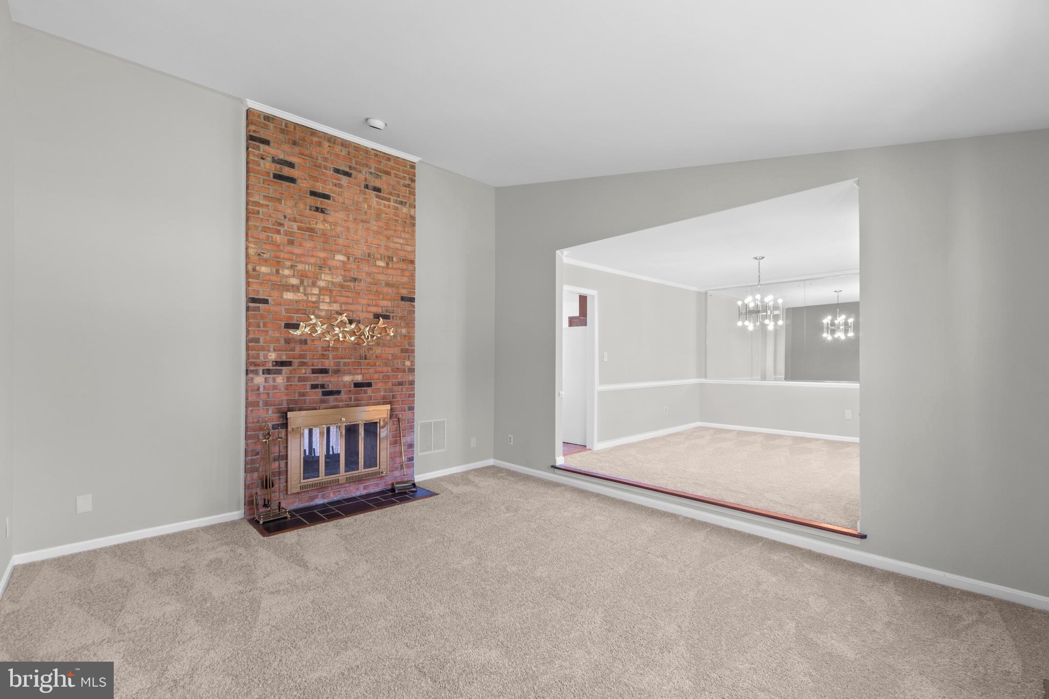 11290 Old Hopkins Road Clarksville, MD 21029 - Photo 6 of 54 Living Room