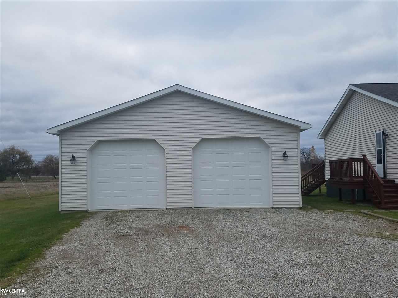 13555 Mesmer Road Allenton, MI 48002 - Photo 4 of 35