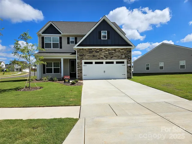 $422,900 | 142 Jacobs Hl Place, Troutman, NC 28166