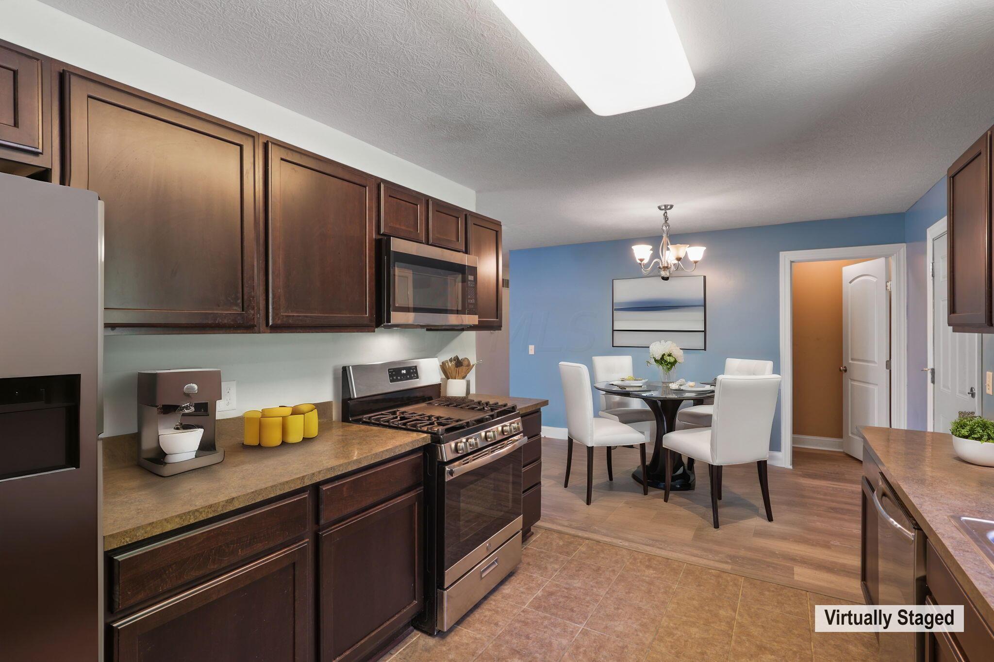 35156 Kelly Road, Unit 220 Ray, OH 45672 - Photo 41 of 67 41-web-or-mls-0N4A3707-dinette