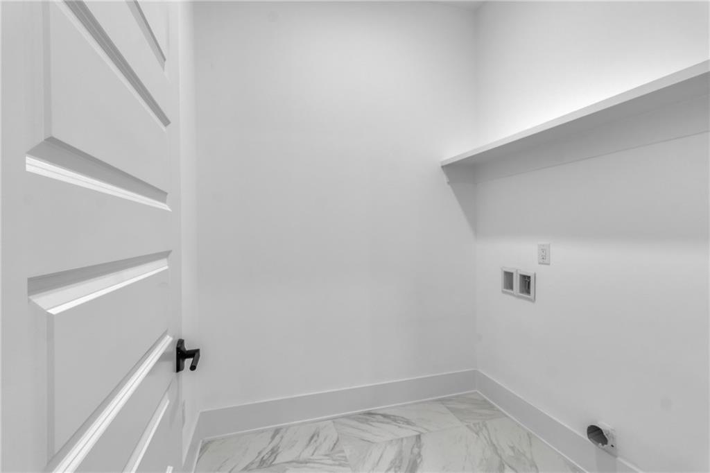 1939 Sunny Hill Road Lawrenceville, GA 30043 - Photo 19 of 47 a view of small space