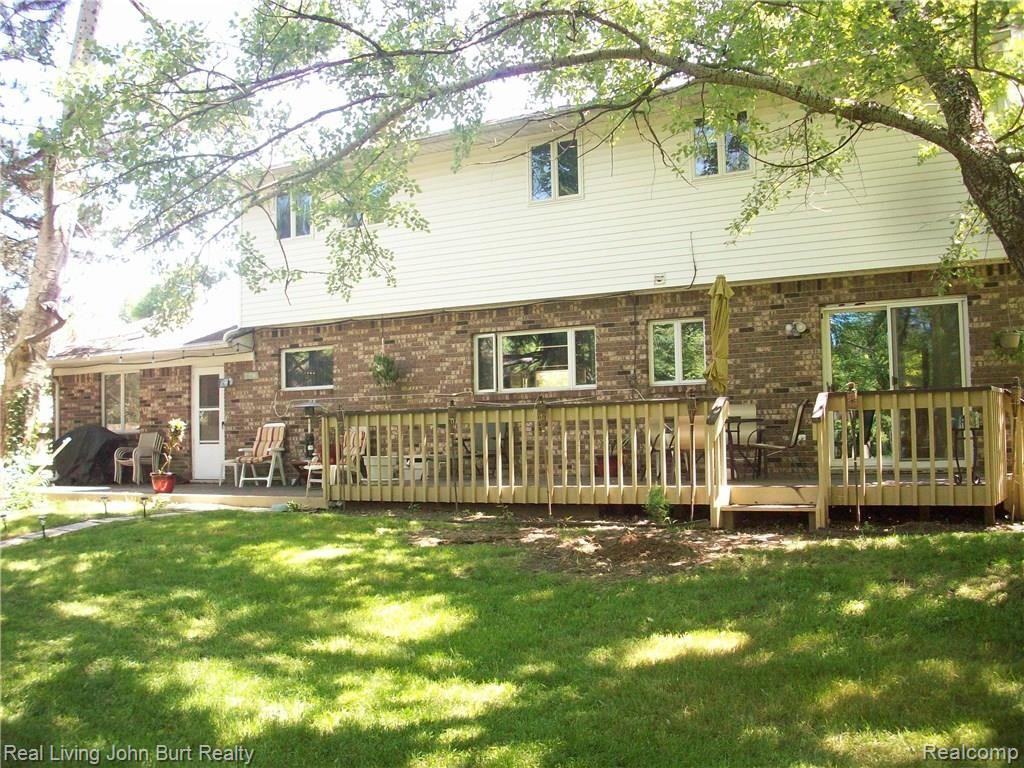 60355 Mt Vernon Road Rochester, MI 48306 - Photo 21 of 21 View of back of home