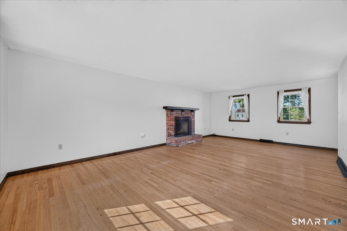 195 Wagher Road Thompson, CT 06255 - Photo 12 of 28 Gallery Image 12