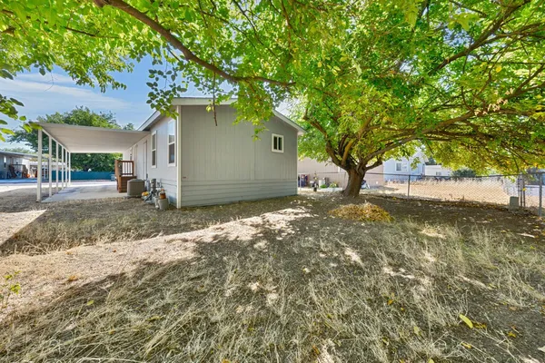 $179,900 | 221 Village Circle, Sacramento, CA 95838