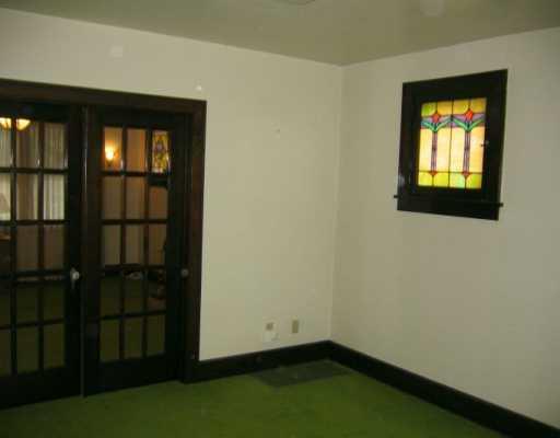 1257 Ingham Street Pittsburgh, PA 15212 - Photo 4 of 6 Dining Room.
