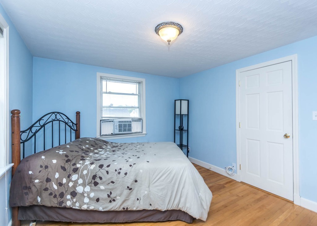 34 Gill Road, Unit 4 Waltham, MA 02453 - Photo 11 of 22