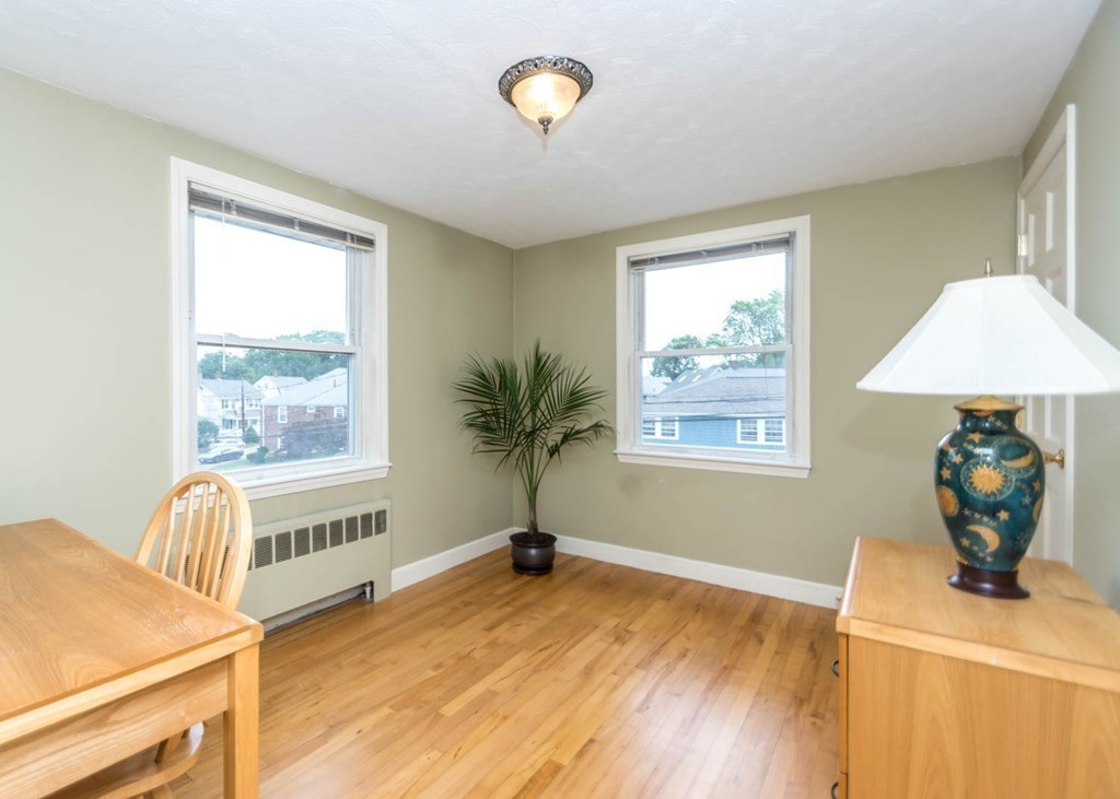 34 Gill Road, Unit 4 Waltham, MA 02453 - Photo 13 of 22