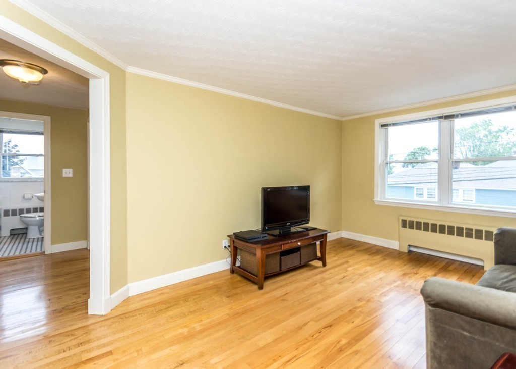 34 Gill Road, Unit 4 Waltham, MA 02453 - Photo 9 of 22