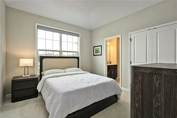 $799,000 | 3020 Southwest Arboridge Drive, Lee's Summit, MO 64082
