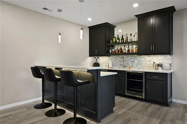 $799,000 | 3020 Southwest Arboridge Drive, Lee's Summit, MO 64082