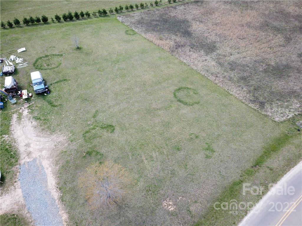 4574 Edwards Road Claremont, NC 28610 - Photo 3 of 8 Gallery Image 3
