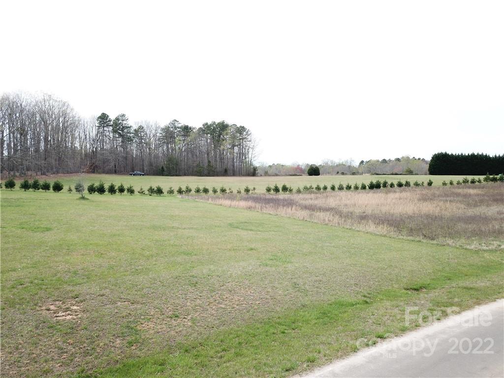 4574 Edwards Road Claremont, NC 28610 - Photo 4 of 8 Gallery Image 4