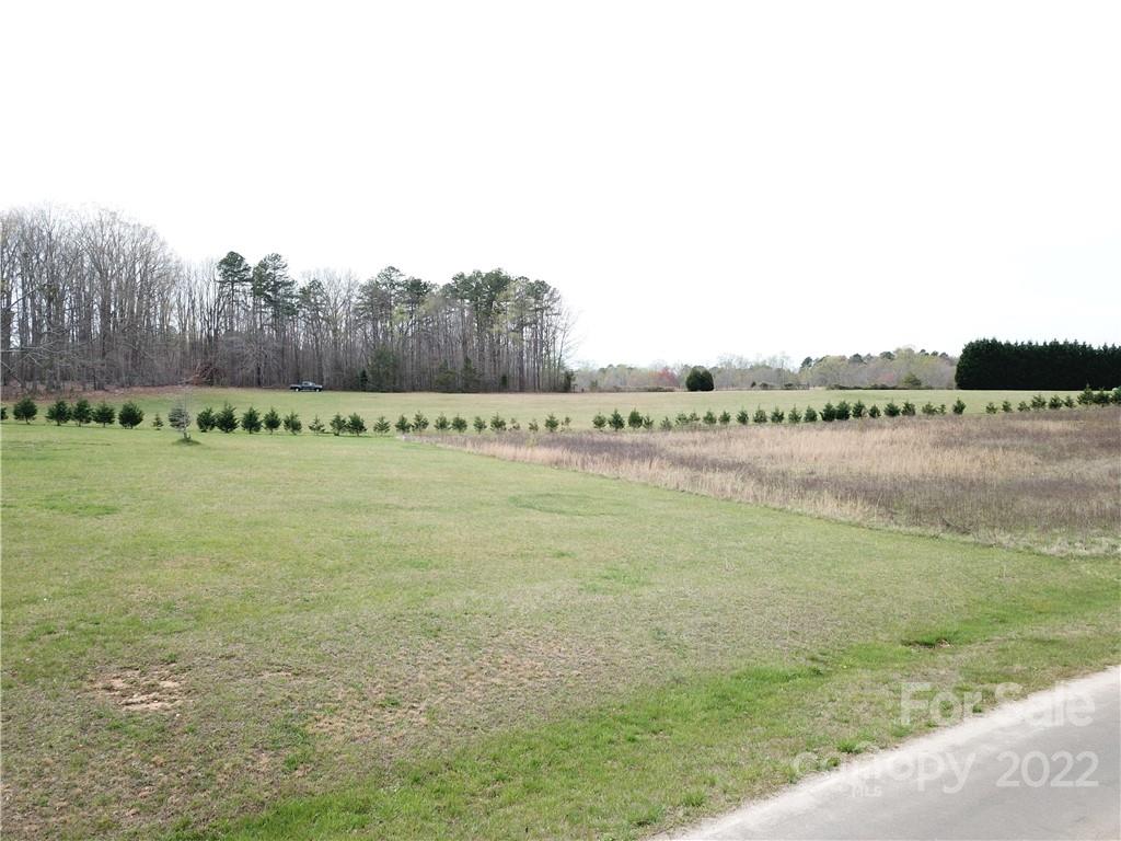 4574 Edwards Road Claremont, NC 28610 - Photo 5 of 8 Gallery Image 5