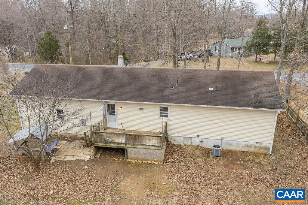 112 Pines Lane Shipman, VA 22971 - Photo 23 of 38