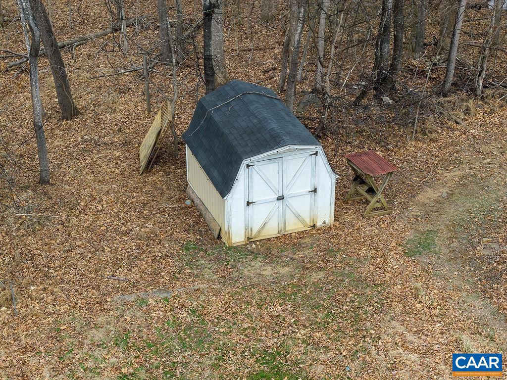 112 Pines Lane Shipman, VA 22971 - Photo 24 of 38