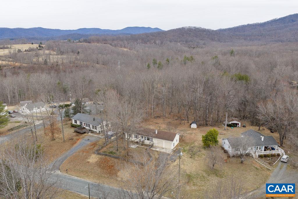 112 Pines Lane Shipman, VA 22971 - Photo 29 of 38
