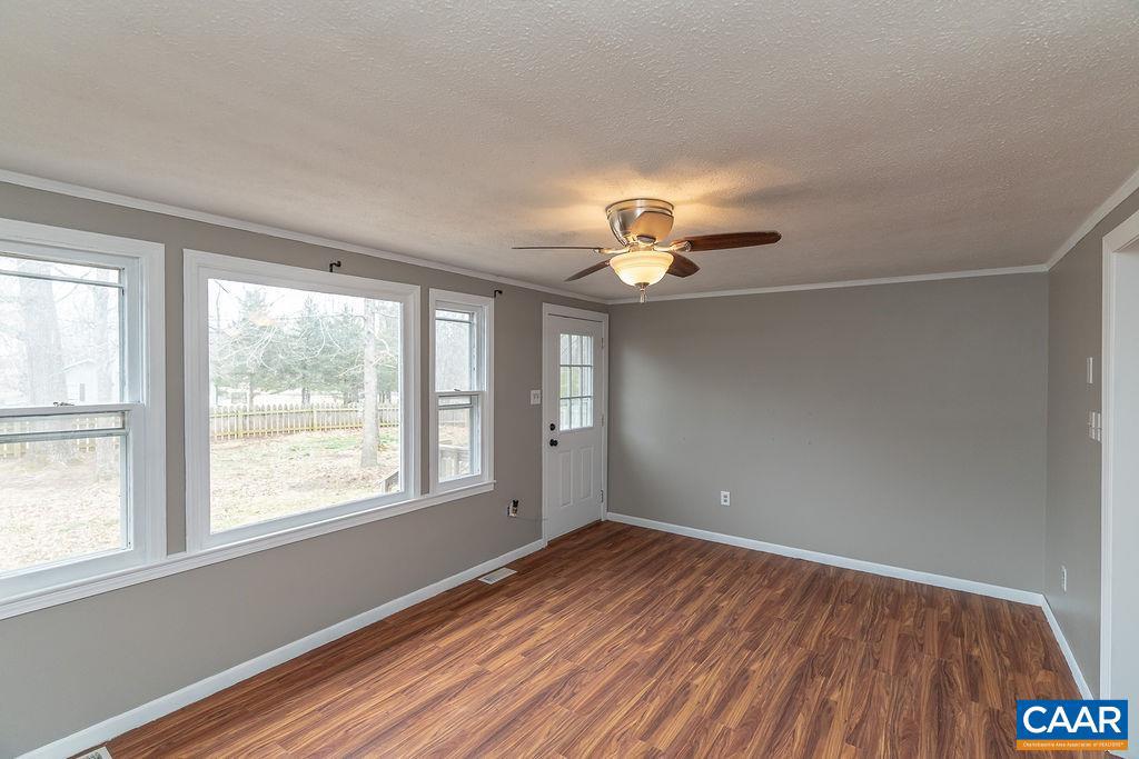 112 Pines Lane Shipman, VA 22971 - Photo 3 of 38