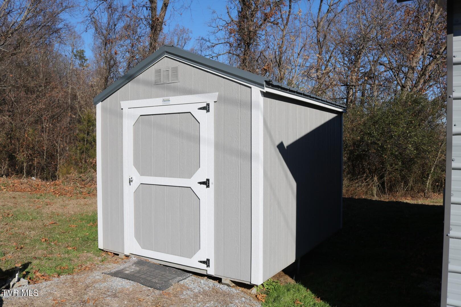 1800 Main Street Mosheim, TN 37818 - Photo 23 of 33 IMG_7905