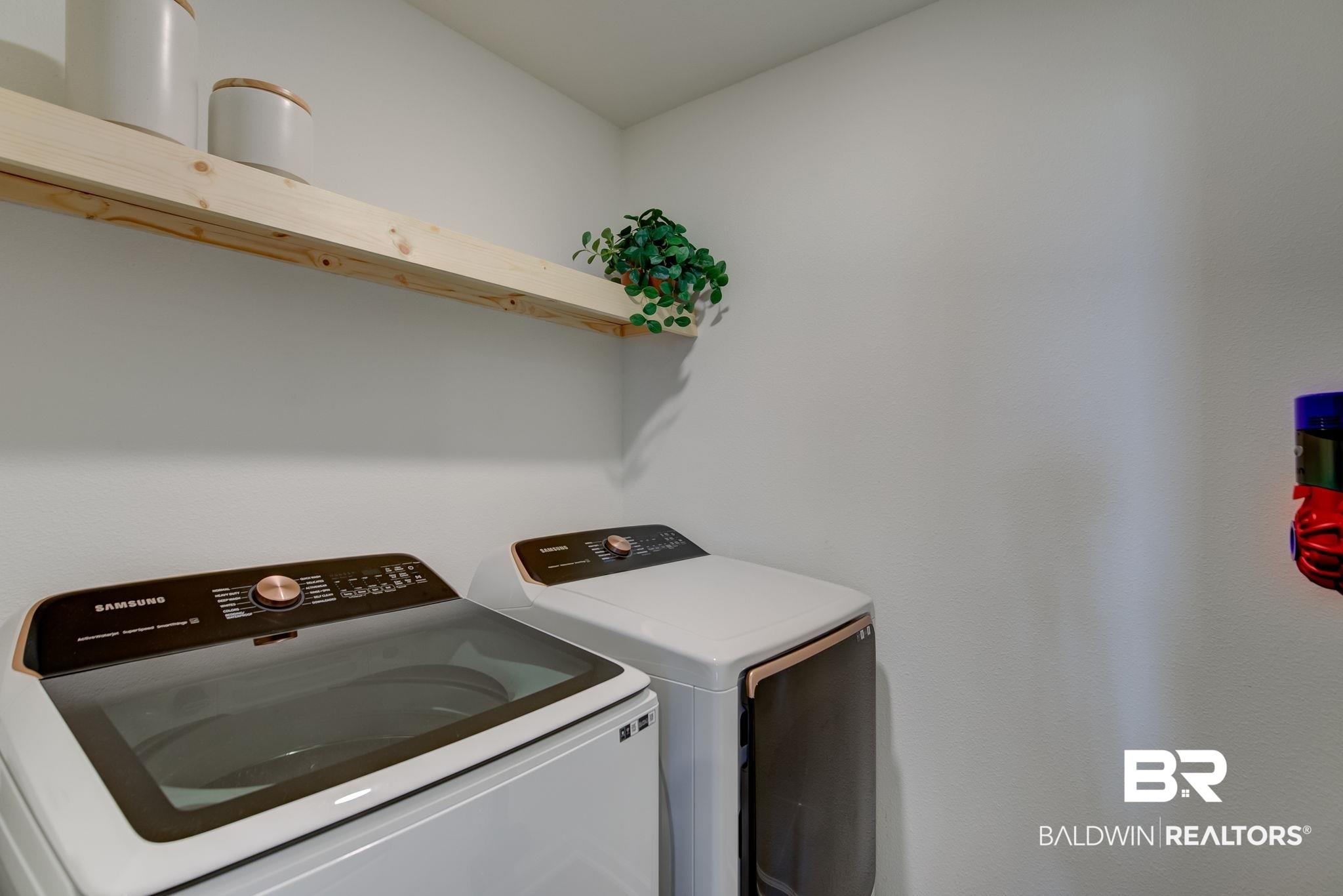 31458 Lyon Road Daphne, AL 36527 - Photo 34 of 50 Laundry Room